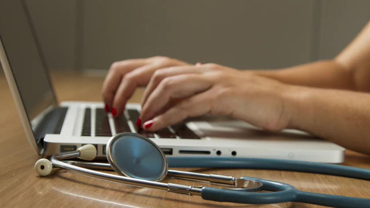 Estratégia Telemedicina e CRM
